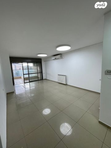 דירה, שלמה אלקבץ, ירושלים