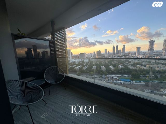 דירה, דרך מנחם בגין 158, מונטיפיורי, הרכבת, תל אביב יפו