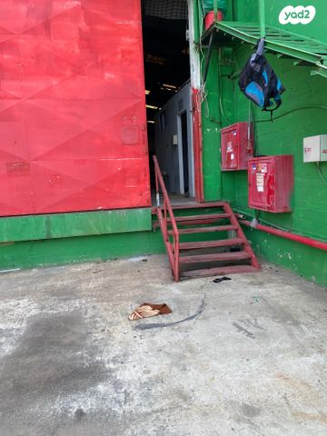 מחסנים, אזור תעשיה, אזור