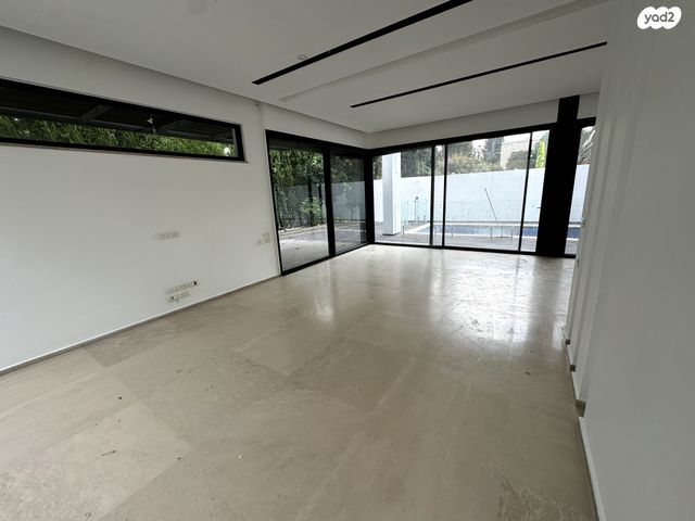 בית פרטי/ קוטג', קרית ויצמן, רעננה