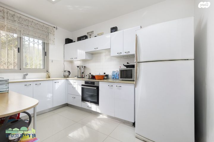 דירת גן, הבבא סאלי, חומת שמואל, הר חומה, ירושלים