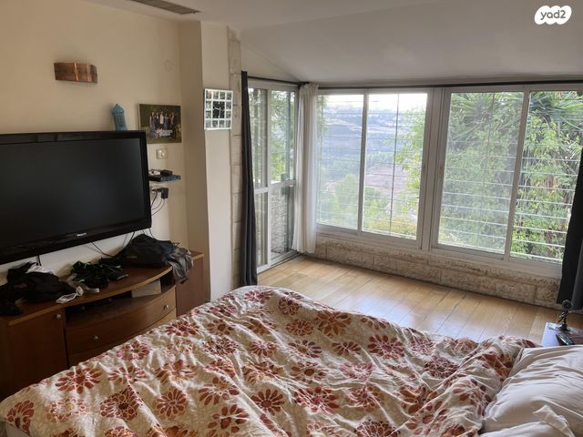 בית פרטי/ קוטג', אלפרד ויתקון 13, רמות, ירושלים