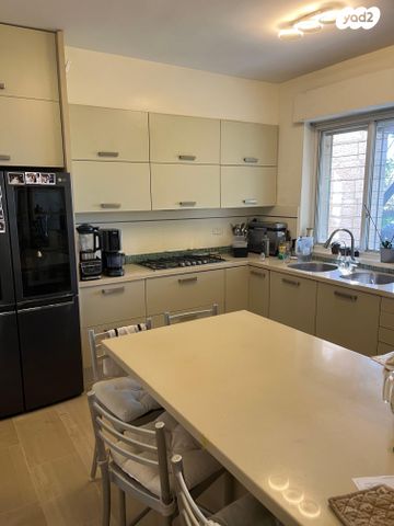 בית פרטי/ קוטג', אלפרד ויתקון 13, רמות, ירושלים