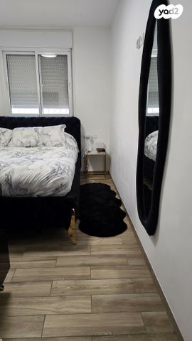 דירה, האלמוג, נופי סלע, מעלה אדומים