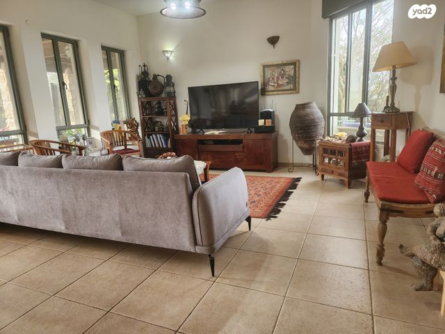 בית פרטי/ קוטג', כפר ורדים