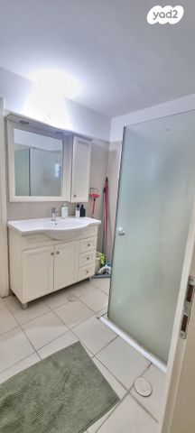 דירה, חיים נחמן ביאליק 11, שכונה ב', באר שבע