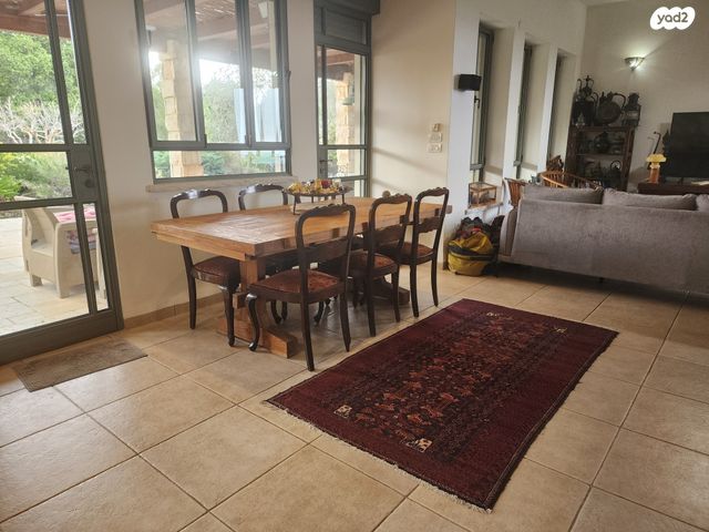 בית פרטי/ קוטג', כפר ורדים