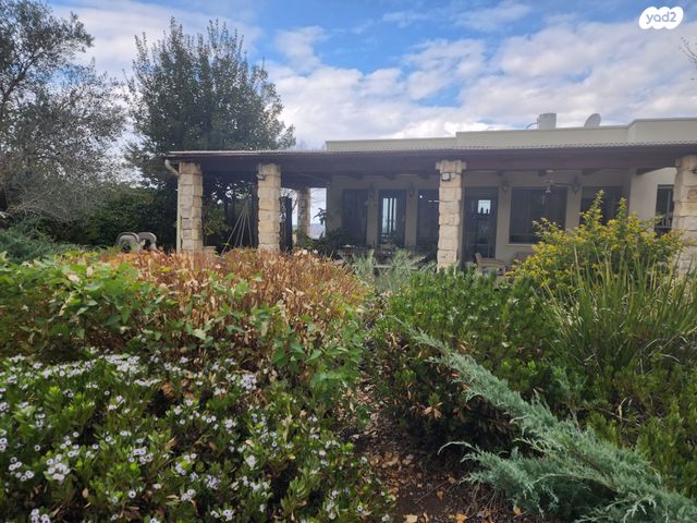 בית פרטי/ קוטג', כפר ורדים