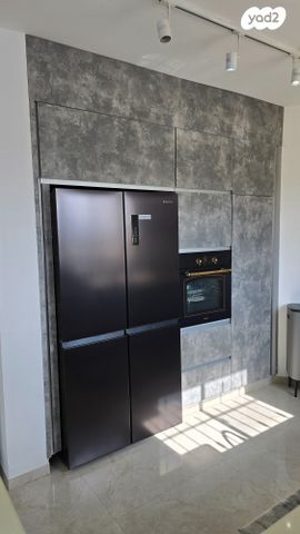 דירה, האלמוג, נופי סלע, מעלה אדומים