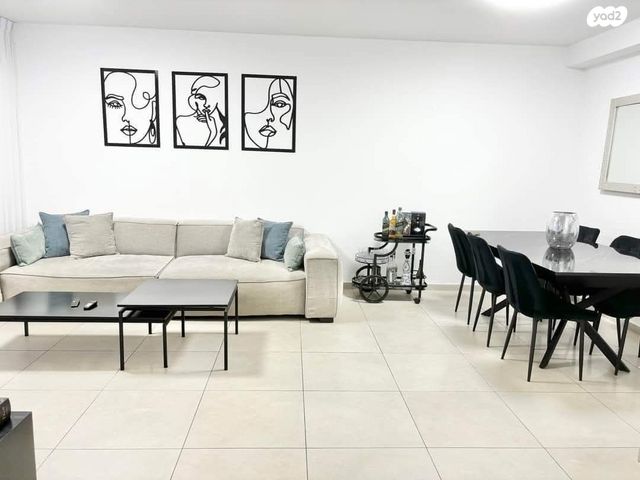 דירה, היינץ כהן, קרית אילון, חולון