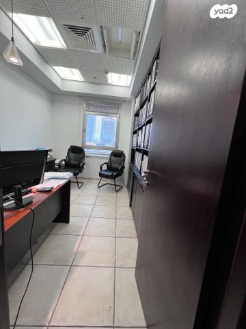 משרדים, משה דיין 14, פארקטק פתח תקווה / אזור תעשייה קרית אריה, פתח תקווה