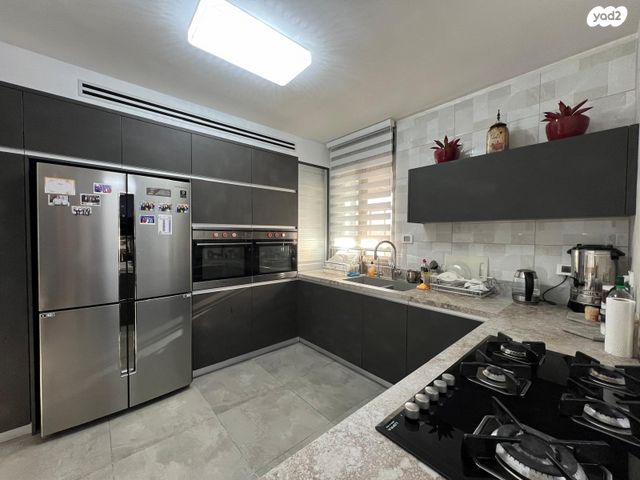 דירת גן, נתיבות מערב, נתיבות