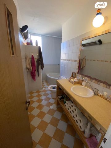 גג/ פנטהאוז, פנחס רוטנברג, נגבה, רמת גן