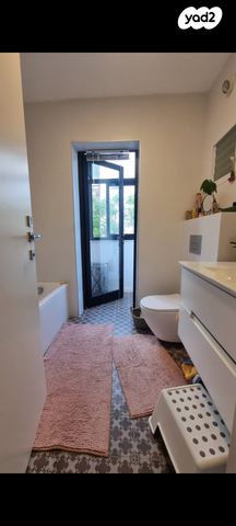 דירה, מעפילי אגוז 84, נווה חן, תל אביב יפו