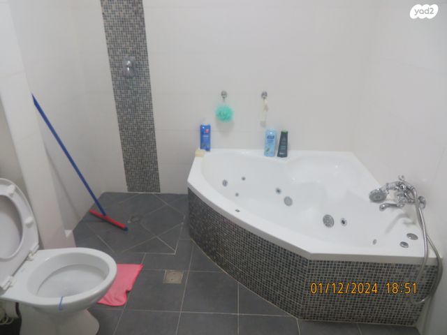 גג/ פנטהאוז, שדרות לכיש 67, השופטים, קרית גת