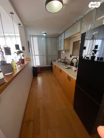 גג/ פנטהאוז, פנחס רוטנברג, נגבה, רמת גן