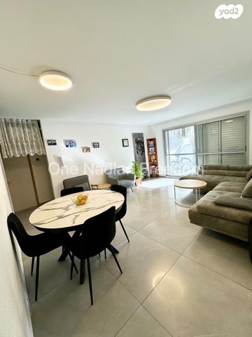 דירה, נאות ספיר 11, רובע ה', אשדוד