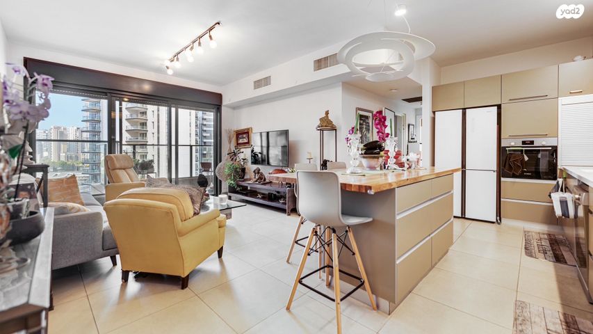 דירה, אריאל שרון, סיטי, גבעתיים