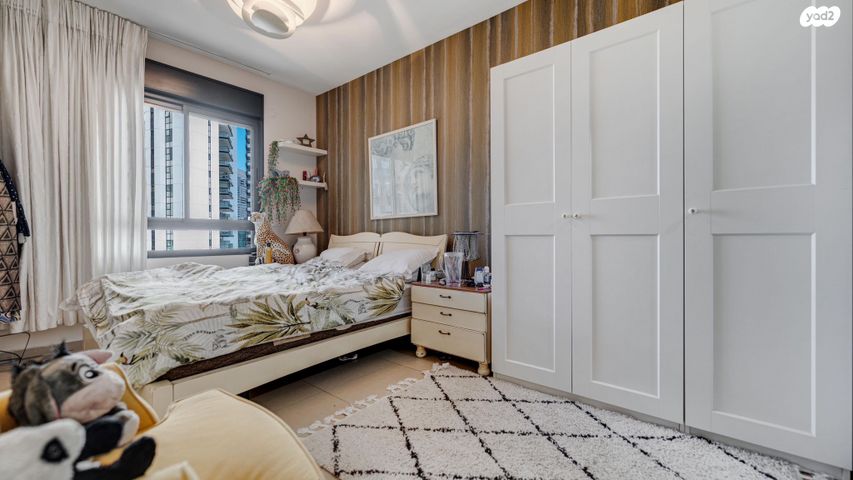 דירה, אריאל שרון, סיטי, גבעתיים