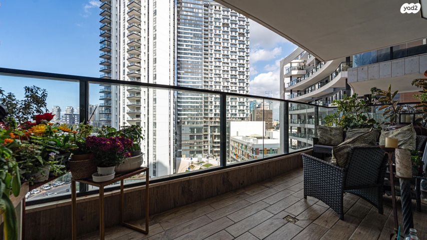 דירה, אריאל שרון, סיטי, גבעתיים