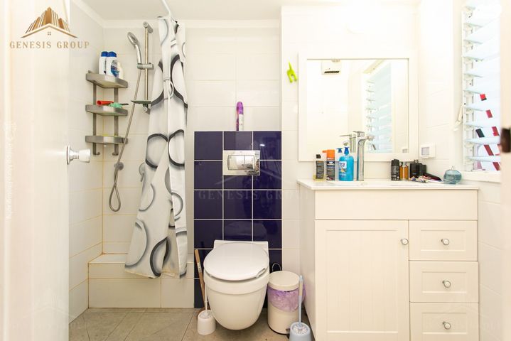 דירה, ד"ר ארתור בירם, רמת אלמוגי, חיפה