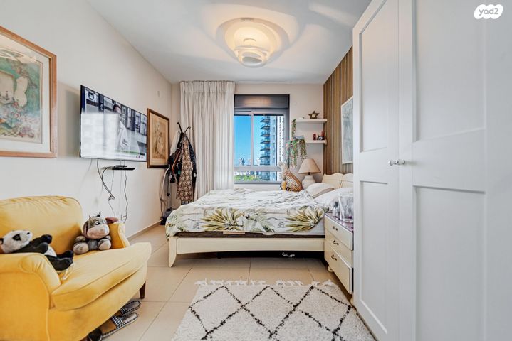 דירה, אריאל שרון, סיטי, גבעתיים