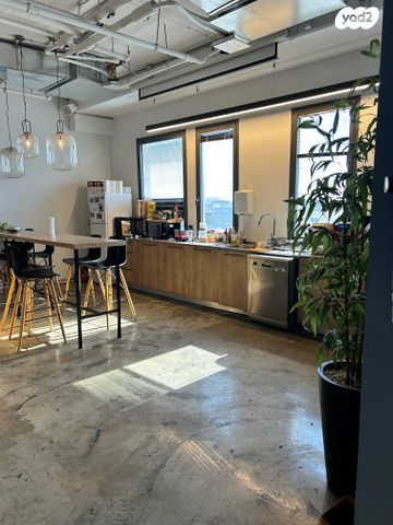 משרדים, נתניה