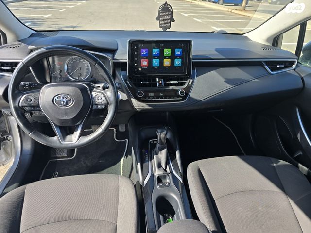 טויוטה קורולה