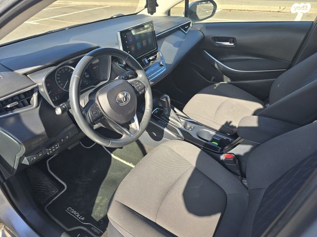 טויוטה קורולה