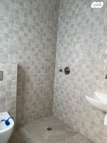 דירה, כרמי הנדיב, אחוזת רוטנר, קרית מלאכי