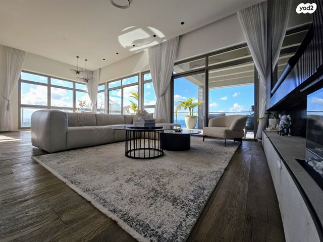 גג/ פנטהאוז, שדרות בן גוריון 143, אגמים, נתניה