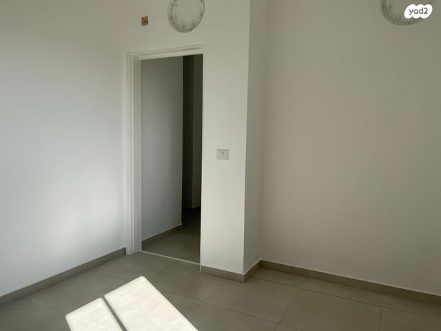 דירה, כרמי הנדיב, אחוזת רוטנר, קרית מלאכי