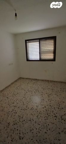 דו משפחתי, מגדל העמק