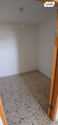 דו משפחתי, מגדל העמק