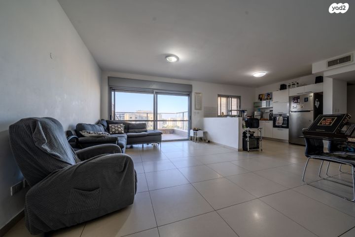 דירה, ספיר 34, אבני חן, חריש