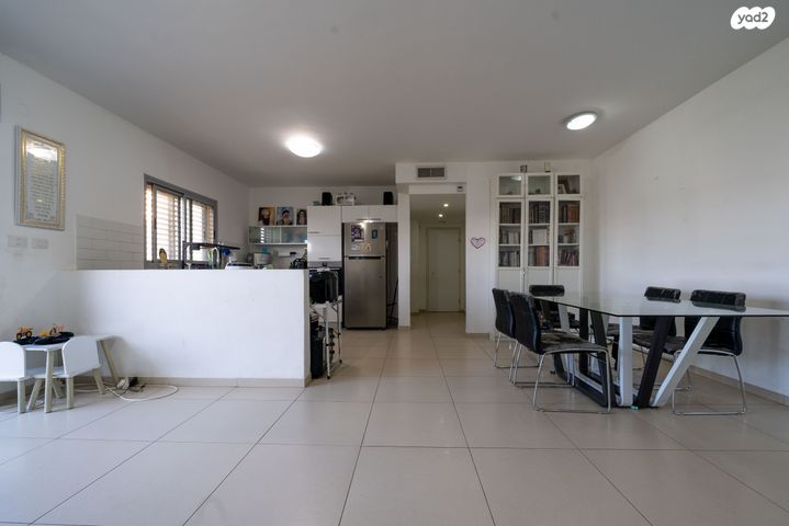 דירה, ספיר 34, אבני חן, חריש