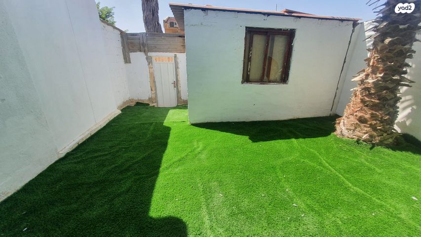 בית פרטי/ קוטג', כיכר מעון, שכונה ד', באר שבע