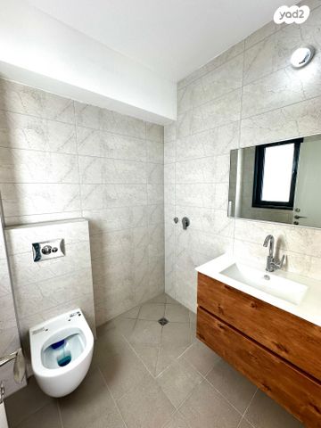 דירה, כרמי הנדיב, אחוזת רוטנר, קרית מלאכי