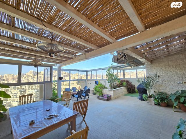 גג/ פנטהאוז, אליהו קורן, חומת שמואל, הר חומה, ירושלים