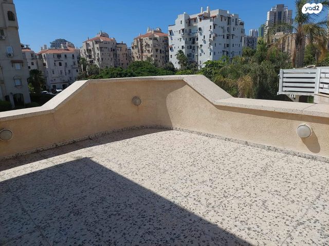 בית פרטי/ קוטג', כורש, נווה חוף, ראשון לציון