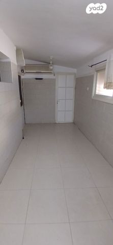 דו משפחתי, מגדל העמק