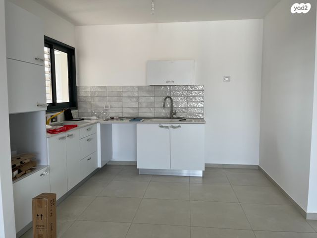 דירה, כרמי הנדיב, אחוזת רוטנר, קרית מלאכי