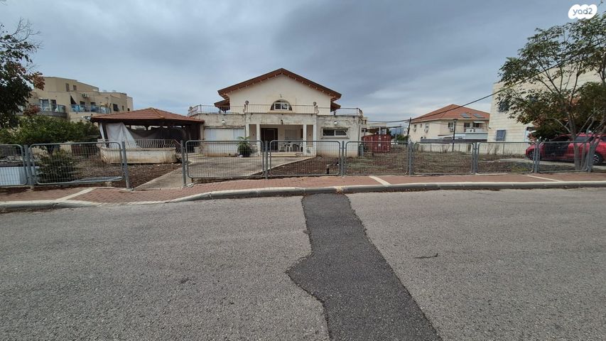 בית פרטי/ קוטג', אליהו גולומב, מרכז עפולה עלית, עפולה