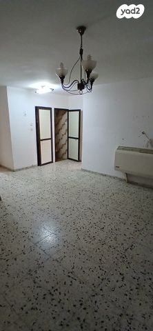 דו משפחתי, מגדל העמק