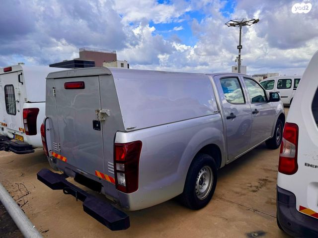 איסוזו די-מקס