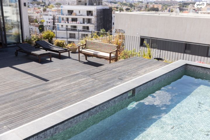 גג/ פנטהאוז, חזנוביץ' 10, נווה שאנן, תל אביב יפו