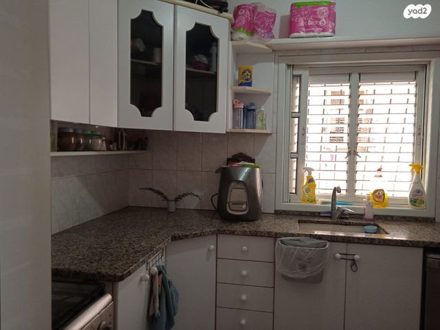 דירה, זכריה הרופא, חולון