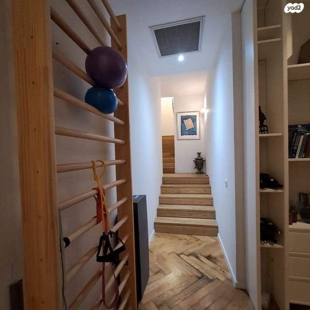 גג/ פנטהאוז, הוד השרון