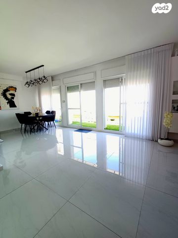 גג/ פנטהאוז, סול ליפצין, חומת שמואל, הר חומה, ירושלים