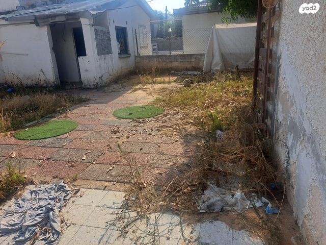 שיכון ותיקים